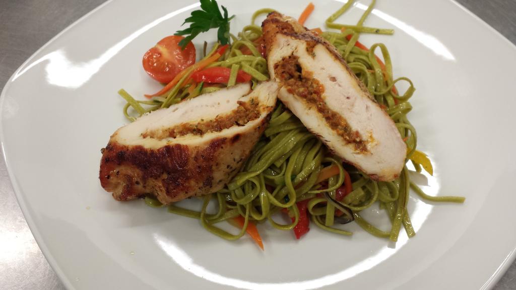 Part Cafe Residence 多瑙凯西 外观 照片